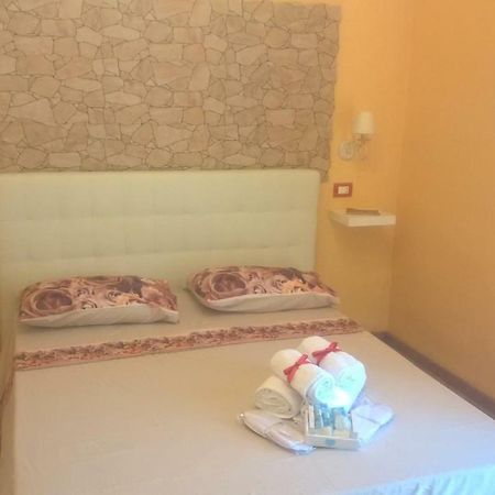 B&B Anny Наполи Екстериор снимка
