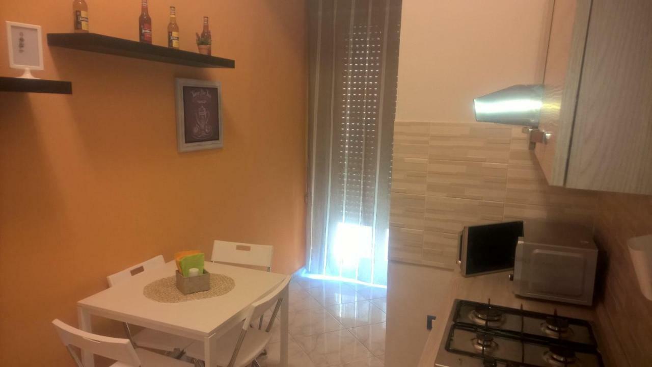 B&B Anny Наполи Екстериор снимка