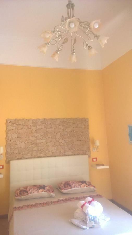 B&B Anny Наполи Екстериор снимка